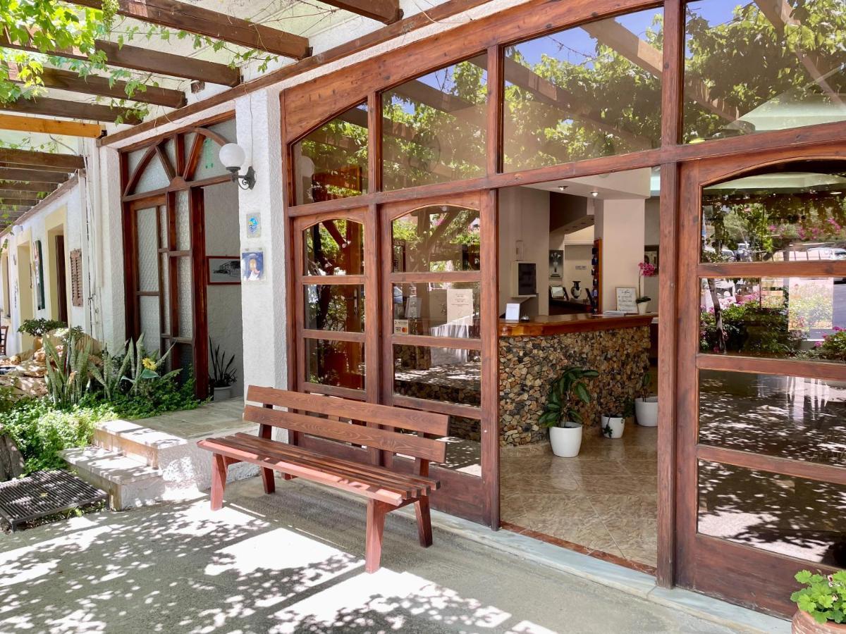 Lefka Hotel Kolymbari Exterior photo